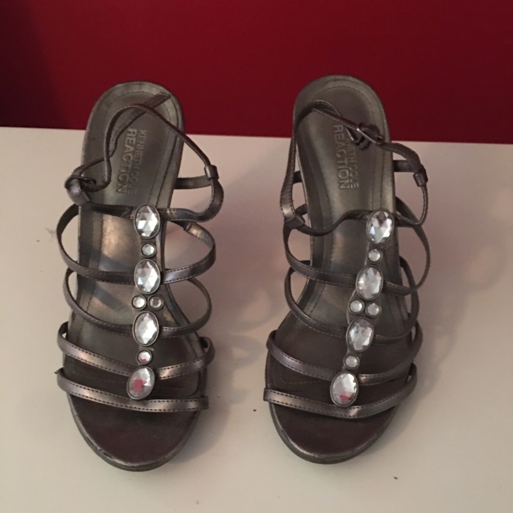 High heel sandals